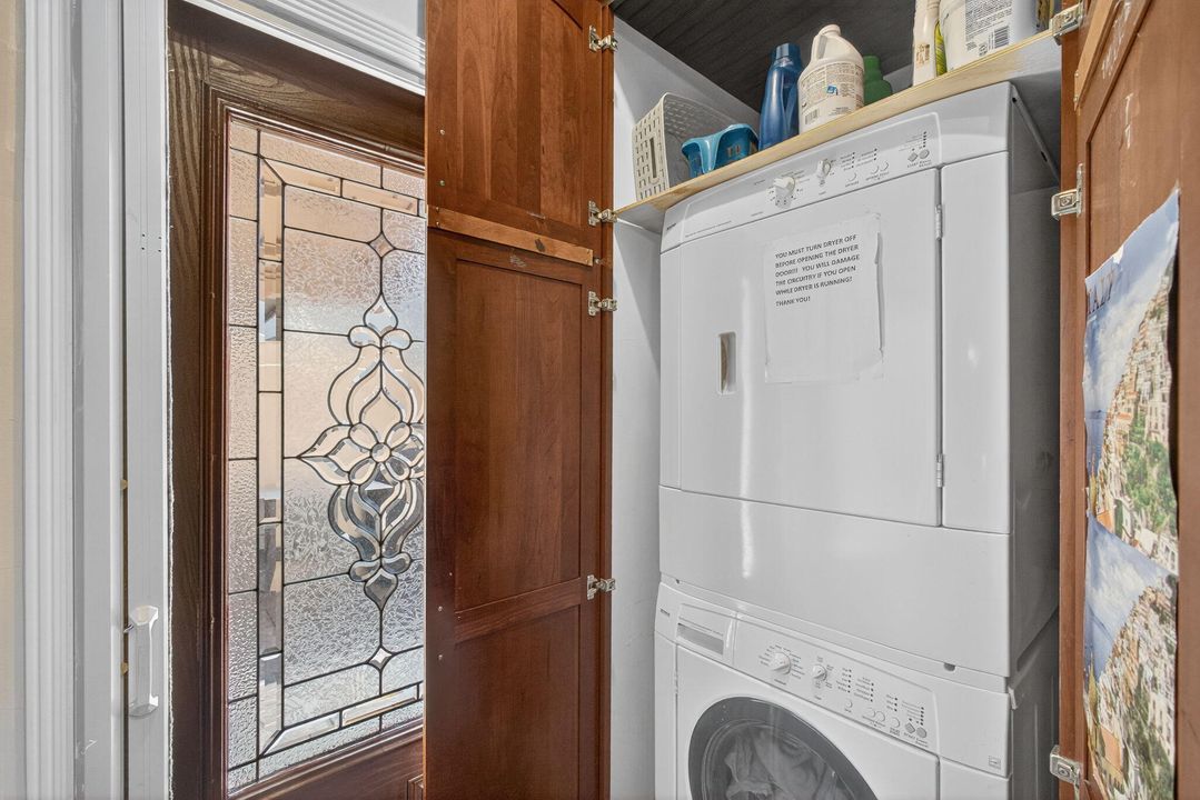 На продажу: $479,900 (2 спален, 2 ванн, 1378 Квадратных фут)