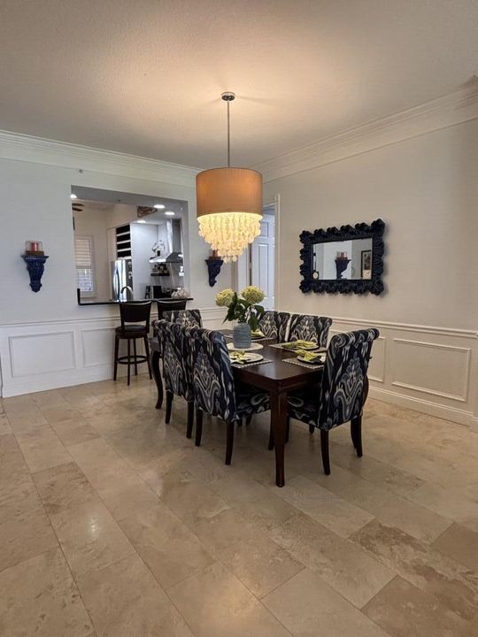 For Sale: $539,900 (2 beds, 2 baths, 1989 Square Feet)