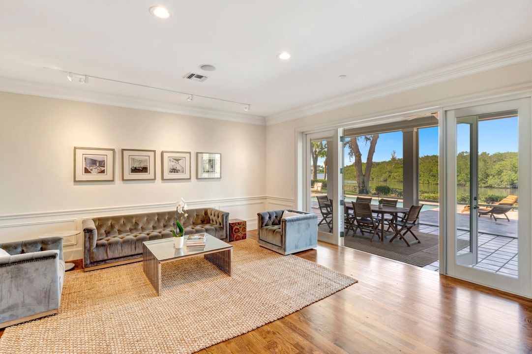 For Sale: $4,500,000 (4 beds, 4 baths, 5921 Square Feet)