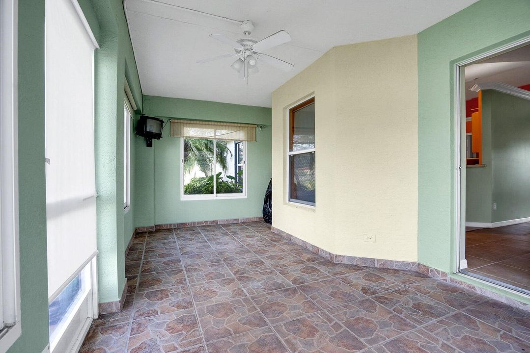 En Renta: $2,575 (3 camas, 2 baños, 1546 Pies cuadrados)