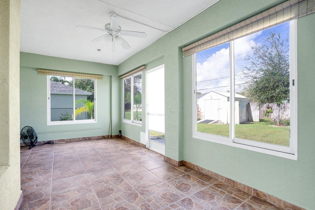 En Renta: $2,575 (3 camas, 2 baños, 1546 Pies cuadrados)