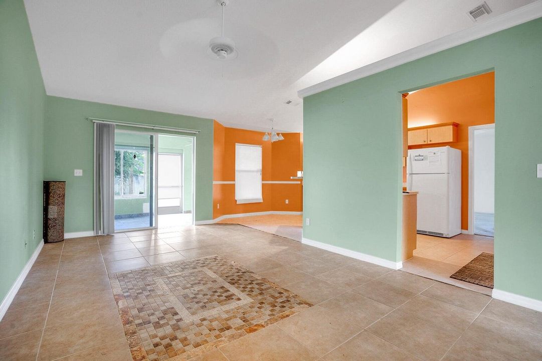 En Renta: $2,575 (3 camas, 2 baños, 1546 Pies cuadrados)