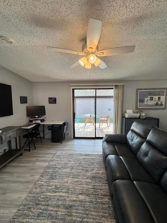 En Venta: $31,500 (2 camas, 2 baños, 924 Pies cuadrados)