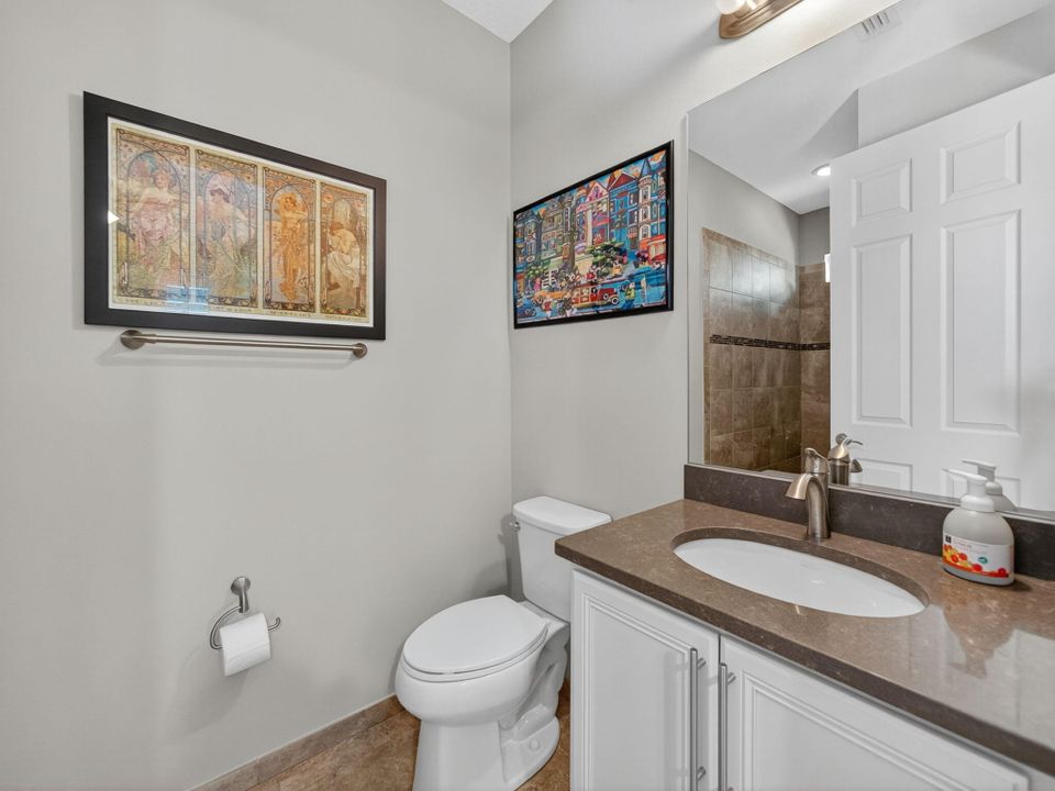 For Sale: $589,000 (3 beds, 3 baths, 2532 Square Feet)