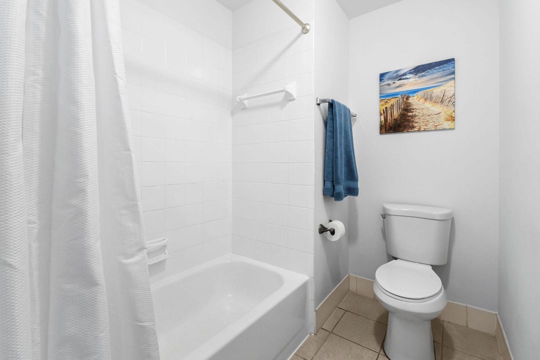 For Rent: $3,500 (2 beds, 1 baths, 968 Square Feet)