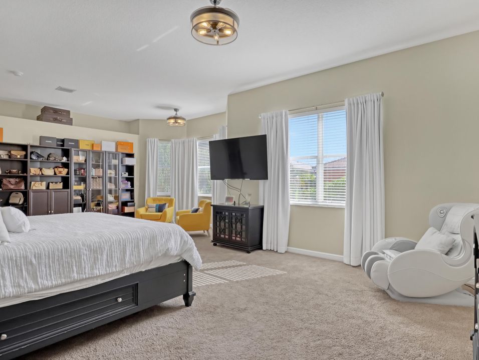 待售: $895,000 (5 贝兹, 3 浴室, 3496 平方英尺)