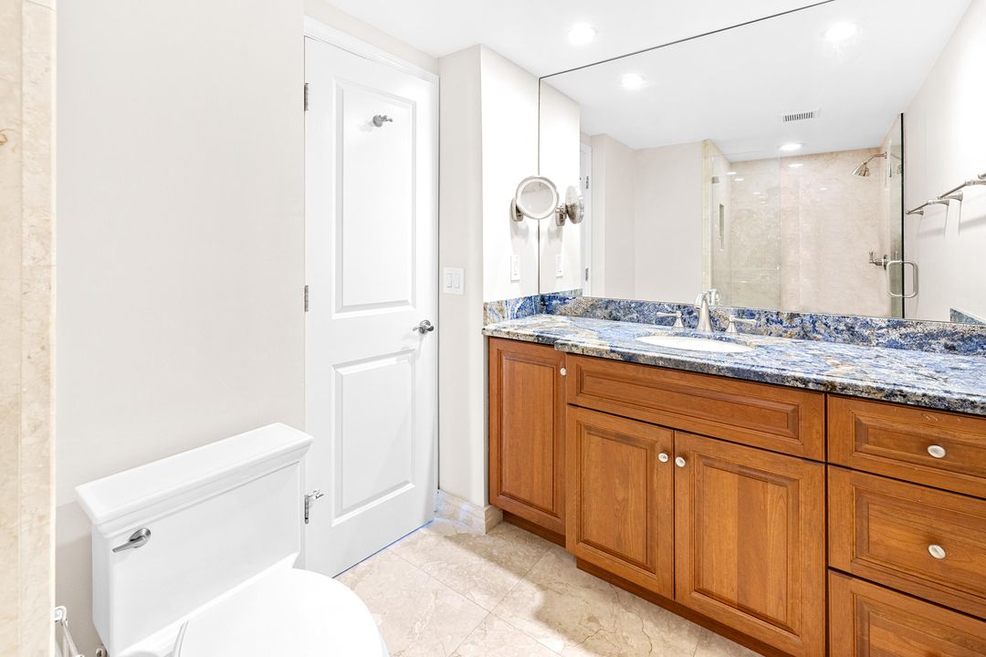 For Sale: $899,000 (2 beds, 2 baths, 1578 Square Feet)