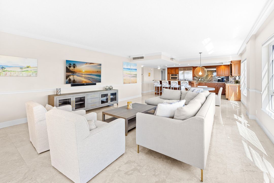 For Sale: $899,000 (2 beds, 2 baths, 1578 Square Feet)