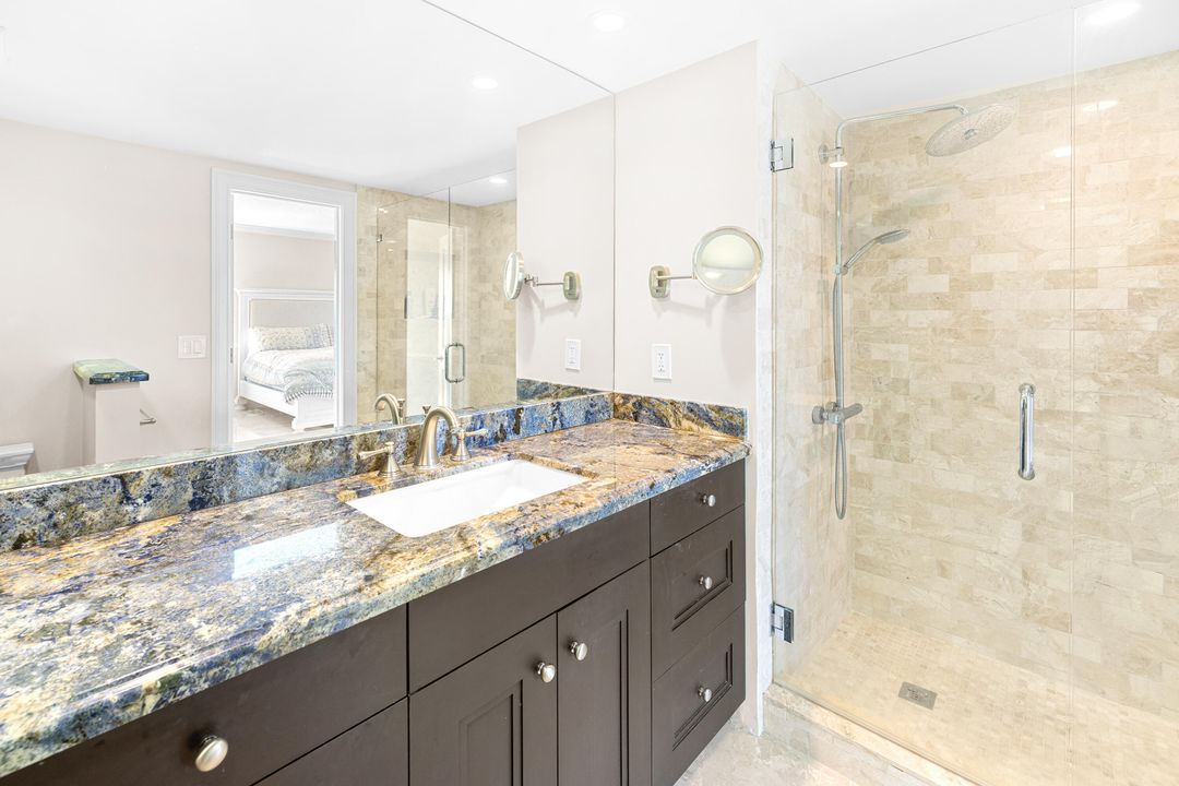 For Sale: $899,000 (2 beds, 2 baths, 1578 Square Feet)