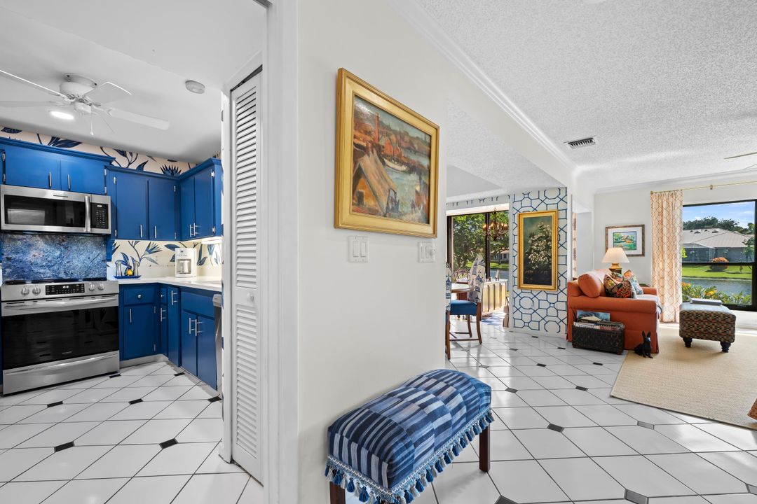 待售: $425,000 (3 贝兹, 2 浴室, 2015 平方英尺)