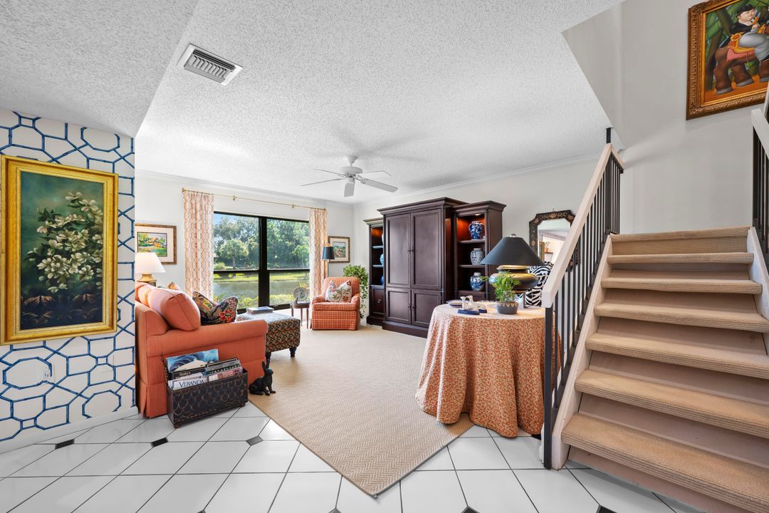 待售: $425,000 (3 贝兹, 2 浴室, 2015 平方英尺)