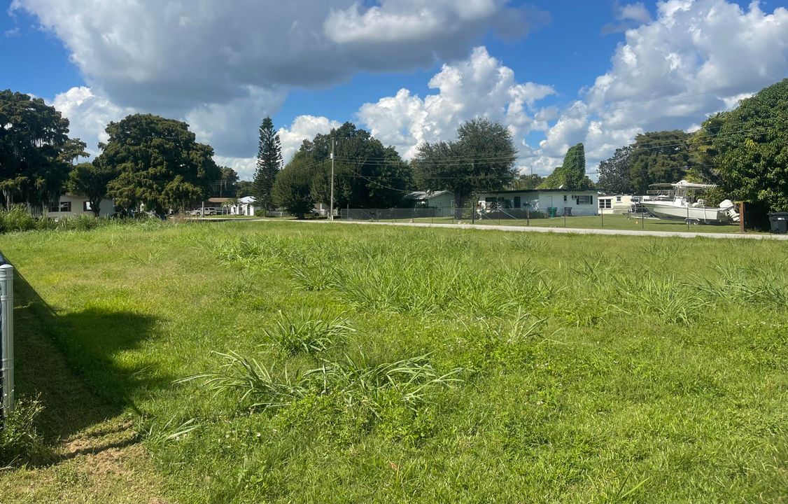 Active With Contract: $120,000 (0 beds, 0 baths, 0 Square Feet)