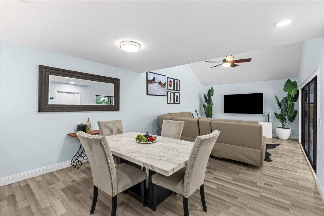 For Rent: $2,400 (3 beds, 2 baths, 1764 Square Feet)