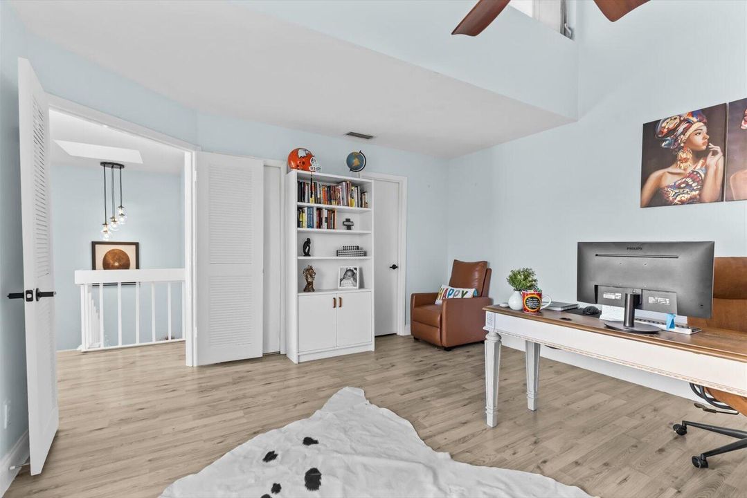 For Rent: $2,400 (3 beds, 2 baths, 1764 Square Feet)