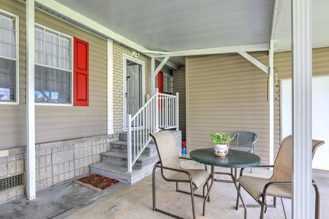 合同活跃: $235,000 (3 贝兹, 2 浴室, 1664 平方英尺)