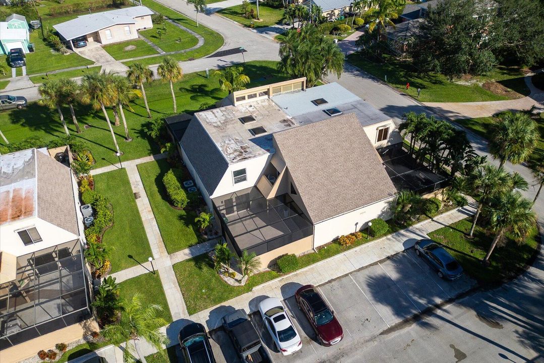 For Rent: $2,400 (3 beds, 2 baths, 1764 Square Feet)