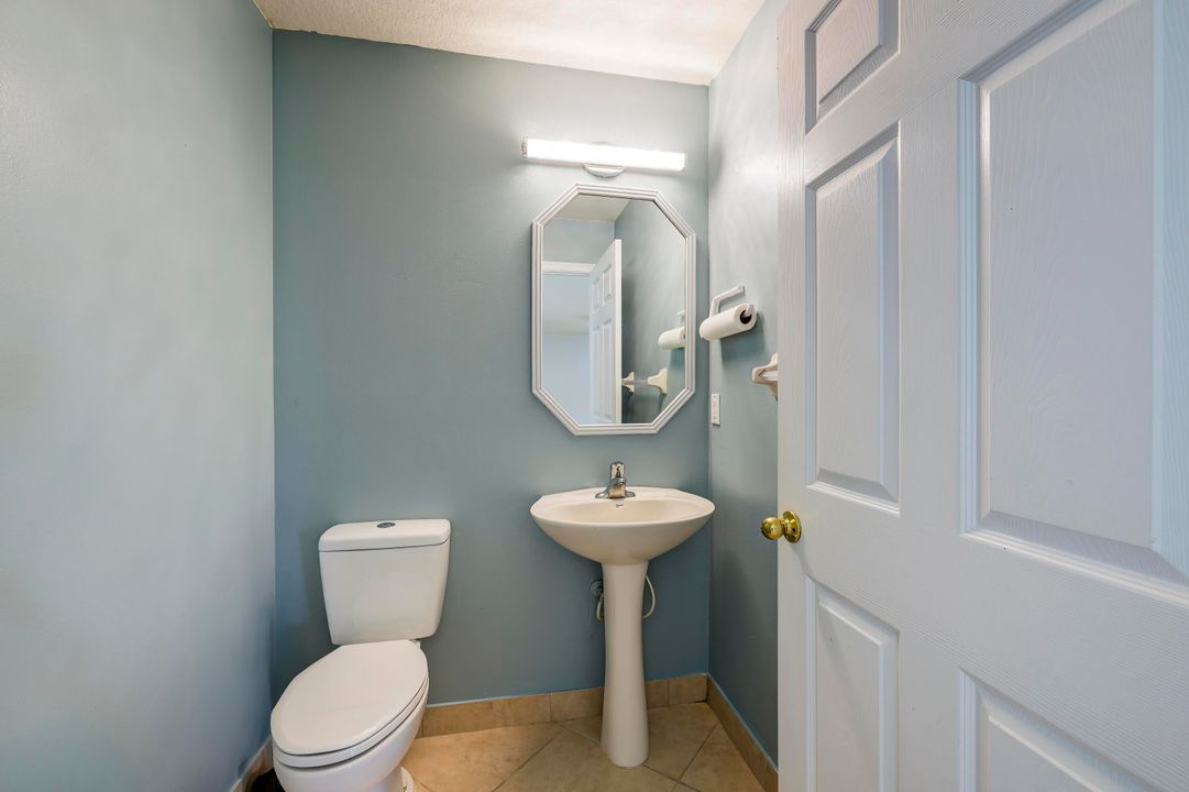 For Sale: $475,000 (4 beds, 2 baths, 3183 Square Feet)