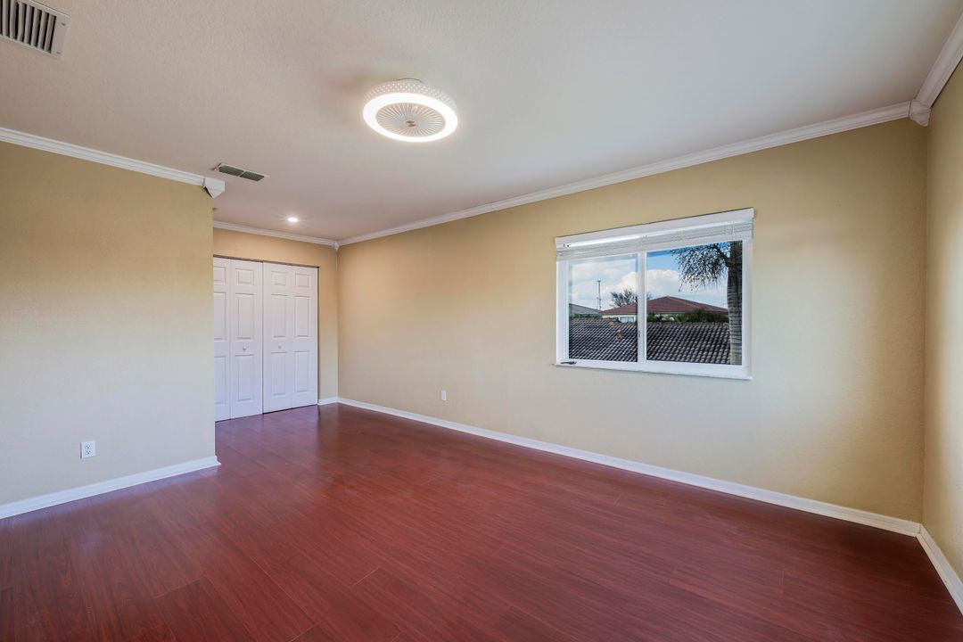 For Sale: $475,000 (4 beds, 2 baths, 3183 Square Feet)