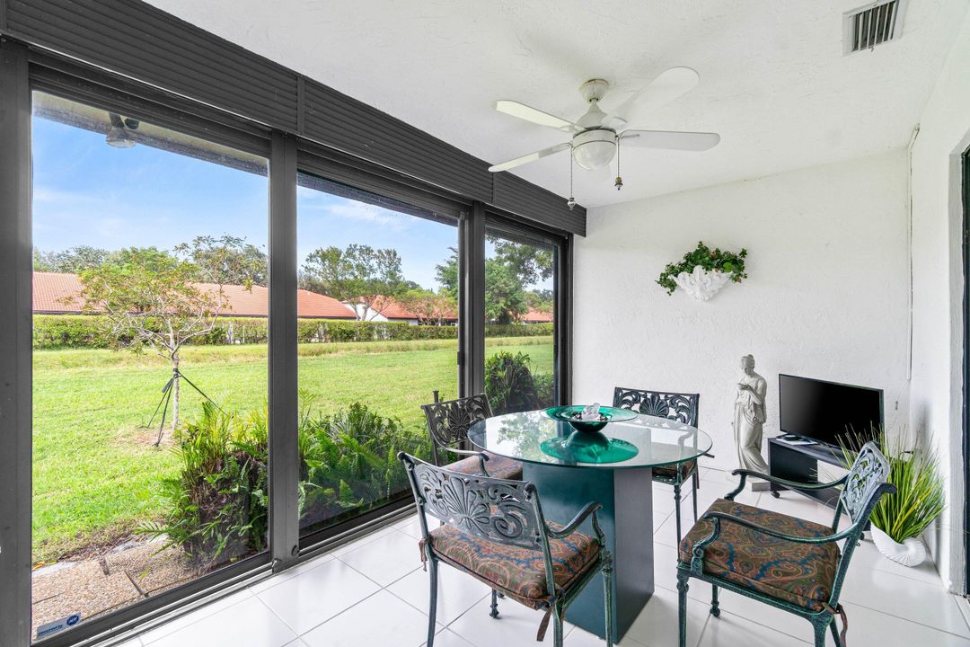 For Sale: $379,000 (2 beds, 2 baths, 1310 Square Feet)