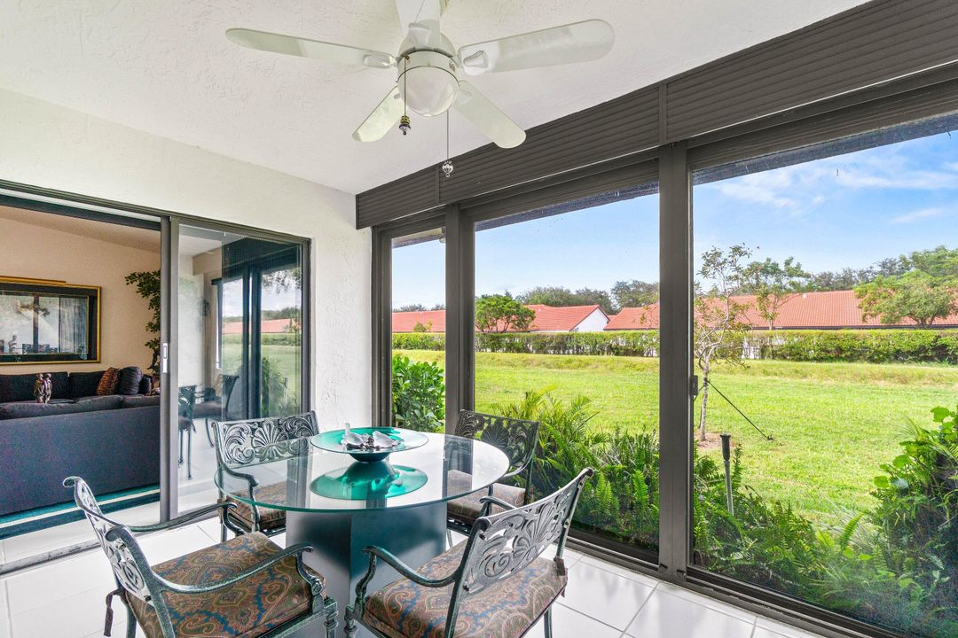 For Sale: $379,000 (2 beds, 2 baths, 1310 Square Feet)