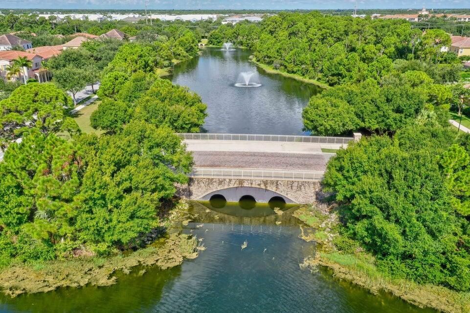 For Sale: $1,175,000 (4 beds, 3 baths, 3166 Square Feet)