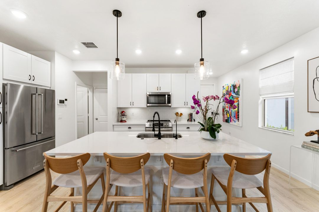 For Sale: $574,000 (3 beds, 2 baths, 1758 Square Feet)