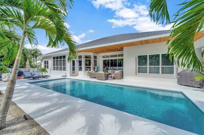 Activo con contrato: $849,000 (4 camas, 3 baños, 3430 Pies cuadrados)