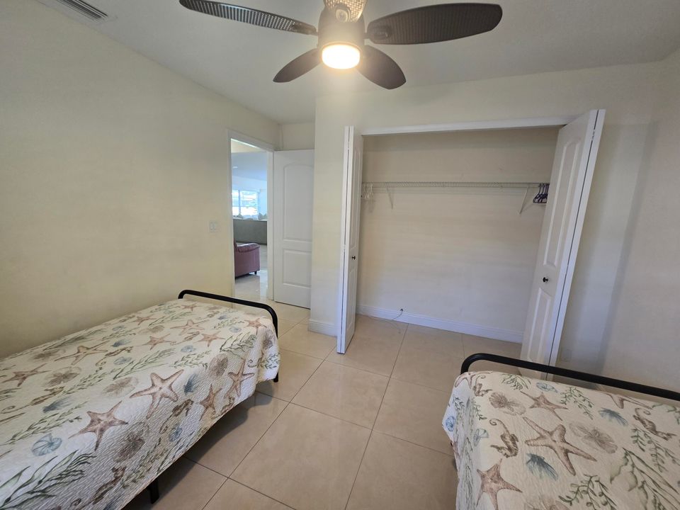 For Sale: $600,000 (3 beds, 2 baths, 1643 Square Feet)