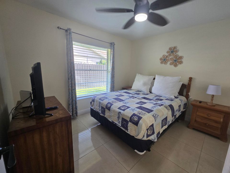 For Sale: $600,000 (3 beds, 2 baths, 1643 Square Feet)