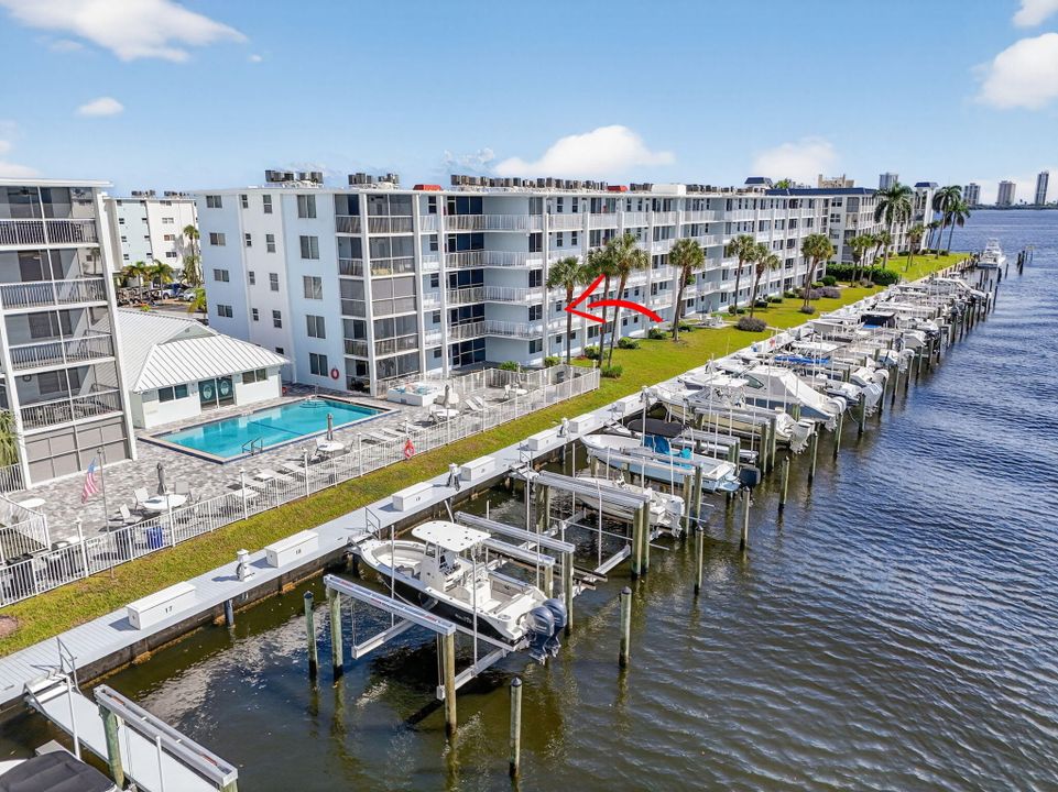 На продажу: $289,000 (1 спален, 1 ванн, 720 Квадратных фут)