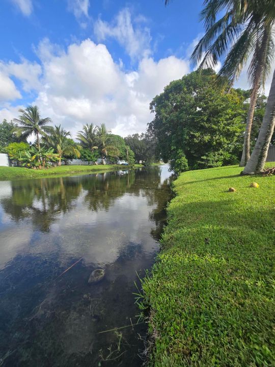 For Sale: $600,000 (3 beds, 2 baths, 1643 Square Feet)