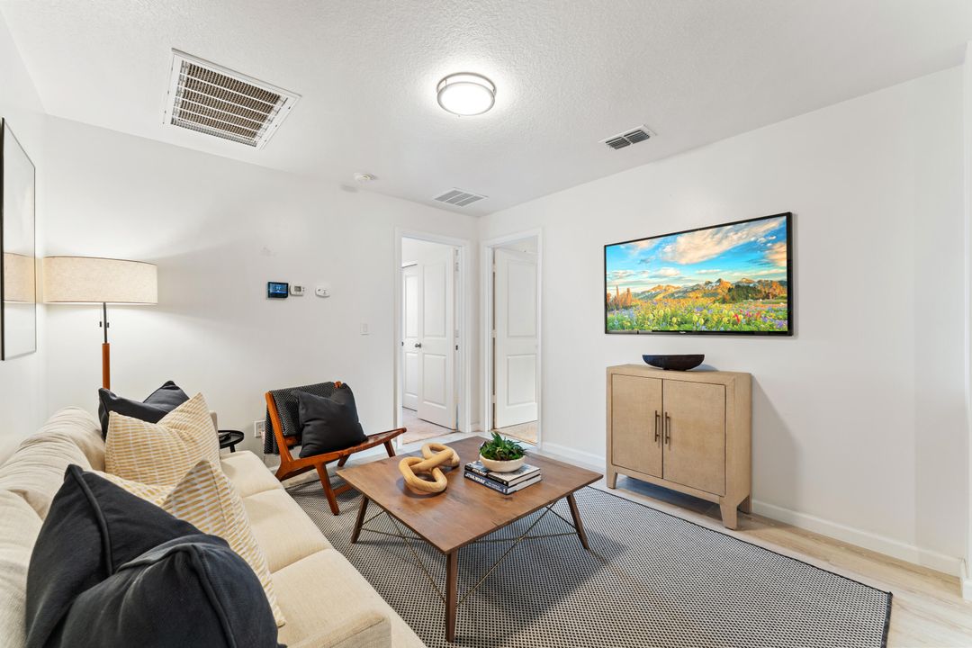 For Sale: $574,000 (3 beds, 2 baths, 1758 Square Feet)