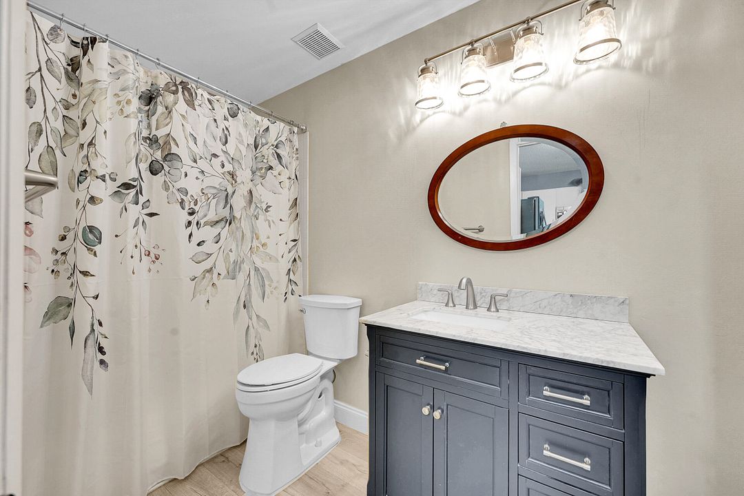 待售: $228,000 (2 贝兹, 2 浴室, 1217 平方英尺)