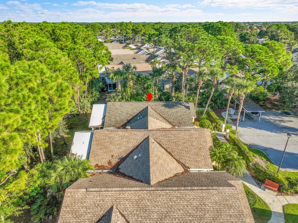 待售: $228,000 (2 贝兹, 2 浴室, 1217 平方英尺)