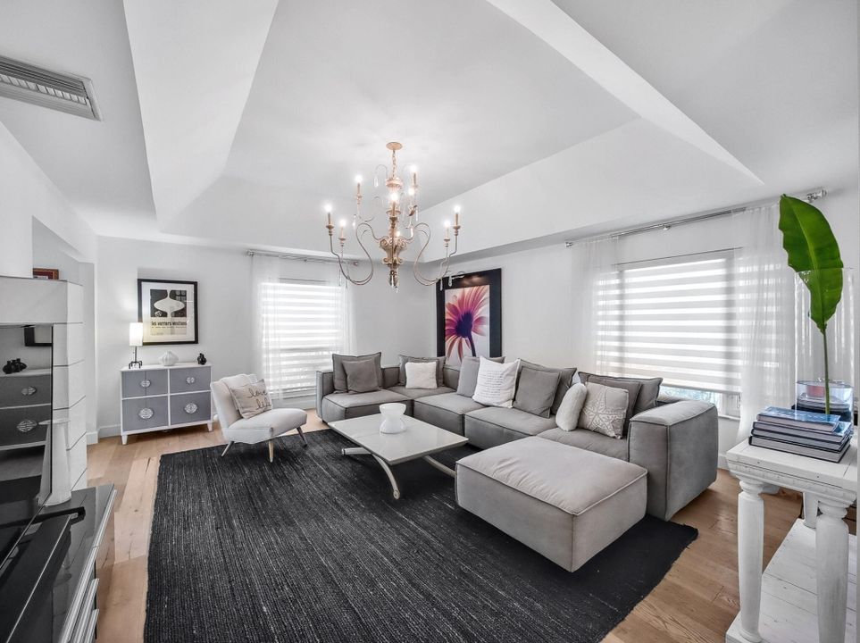 Active With Contract: $765,000 (2 beds, 2 baths, 1841 Square Feet)