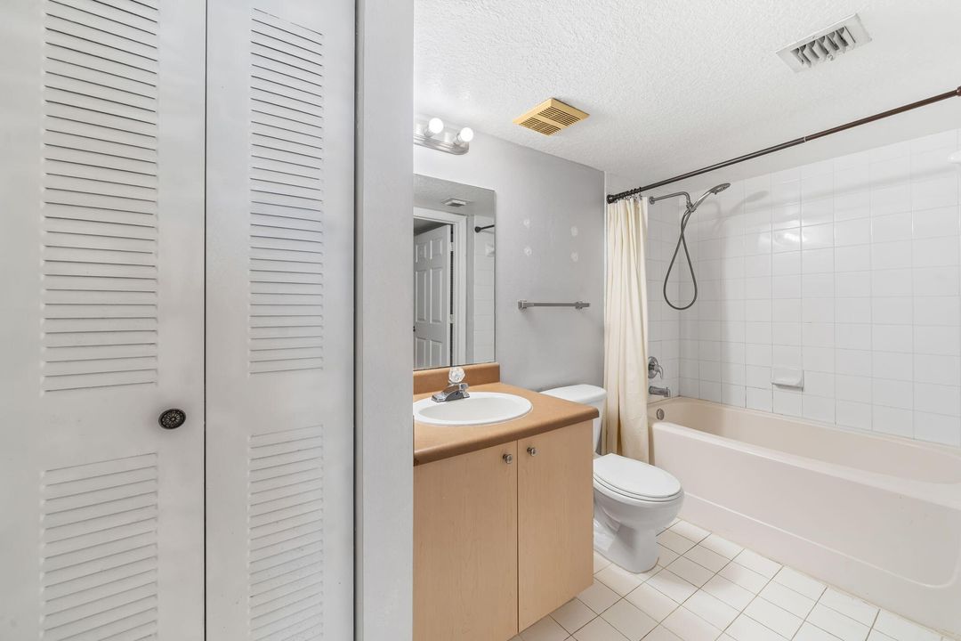 For Sale: $170,000 (1 beds, 1 baths, 760 Square Feet)