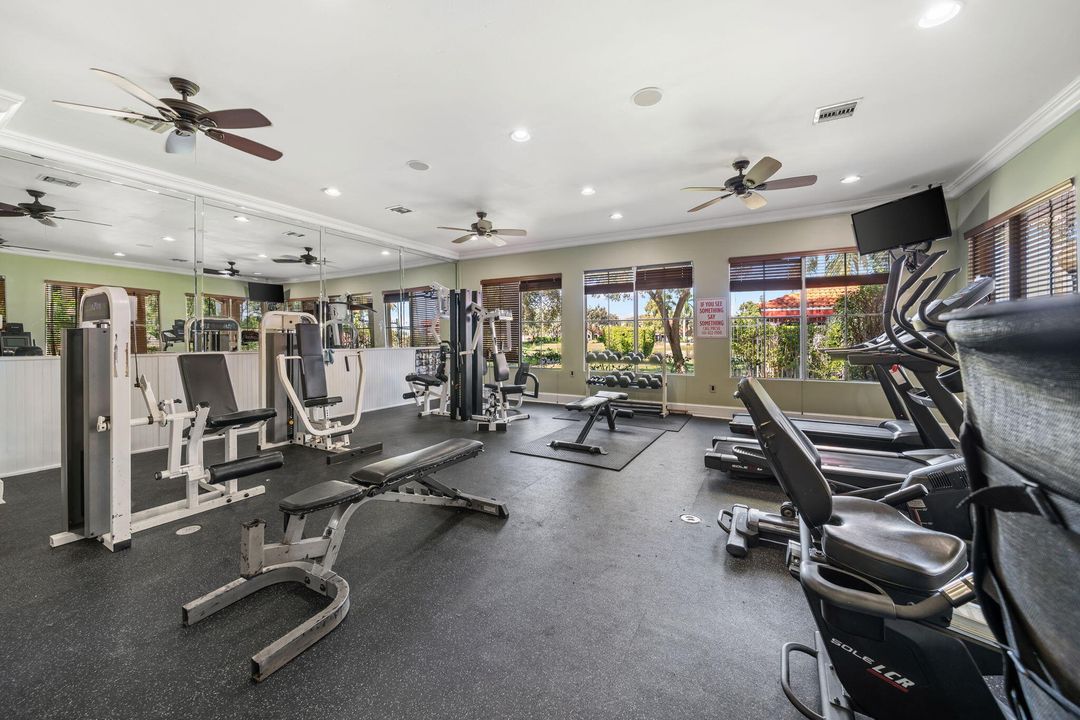 For Sale: $170,000 (1 beds, 1 baths, 760 Square Feet)