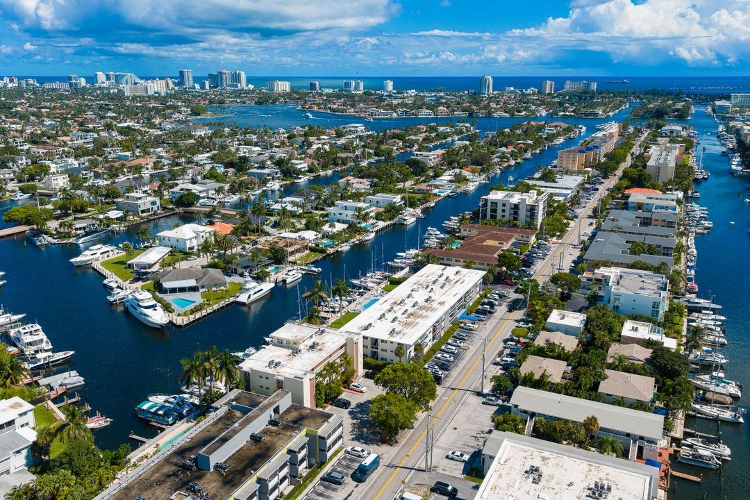 Под контрактом: $220,000 (1 спален, 1 ванн, 570 Квадратных фут)