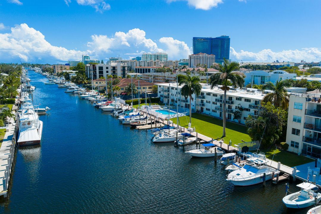 Под контрактом: $220,000 (1 спален, 1 ванн, 570 Квадратных фут)