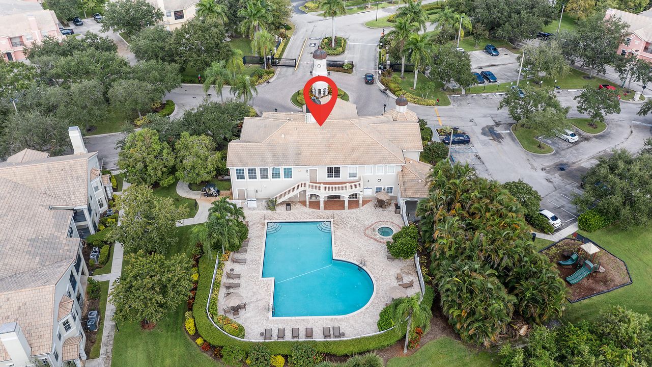 For Rent: $2,000 (2 beds, 2 baths, 1253 Square Feet)