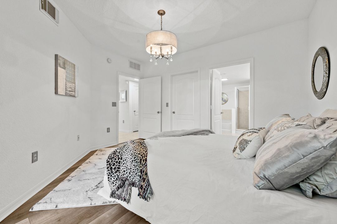 For Rent: $2,000 (2 beds, 2 baths, 1253 Square Feet)