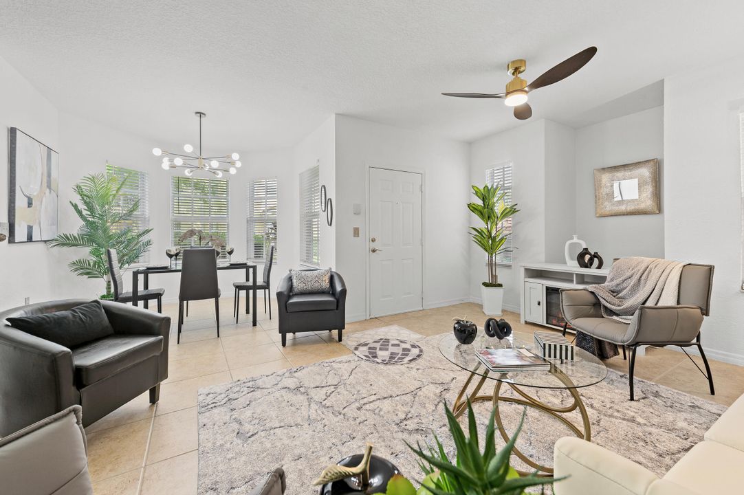 For Rent: $2,000 (2 beds, 2 baths, 1253 Square Feet)