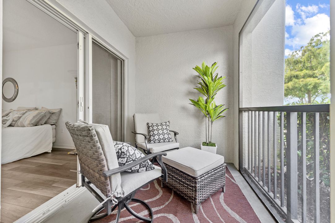 For Rent: $2,000 (2 beds, 2 baths, 1253 Square Feet)