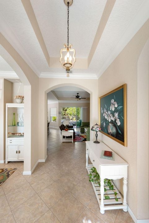 Active With Contract: $679,900 (3 beds, 2 baths, 2039 Square Feet)