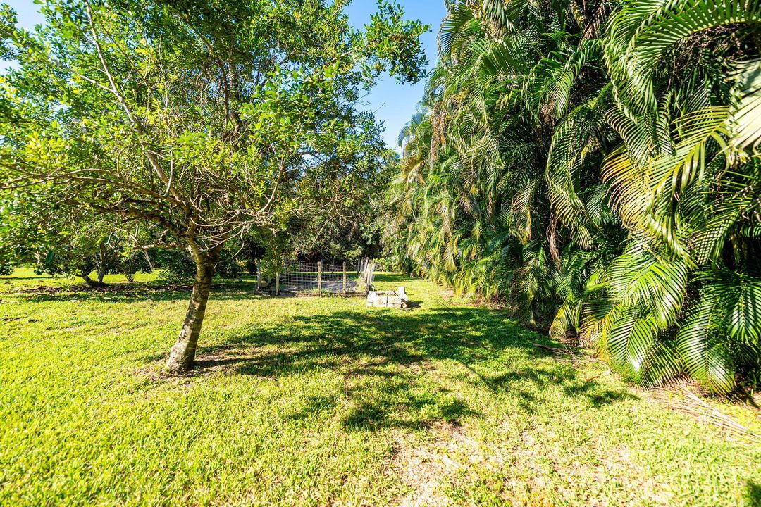 Active With Contract: $679,900 (3 beds, 2 baths, 2039 Square Feet)