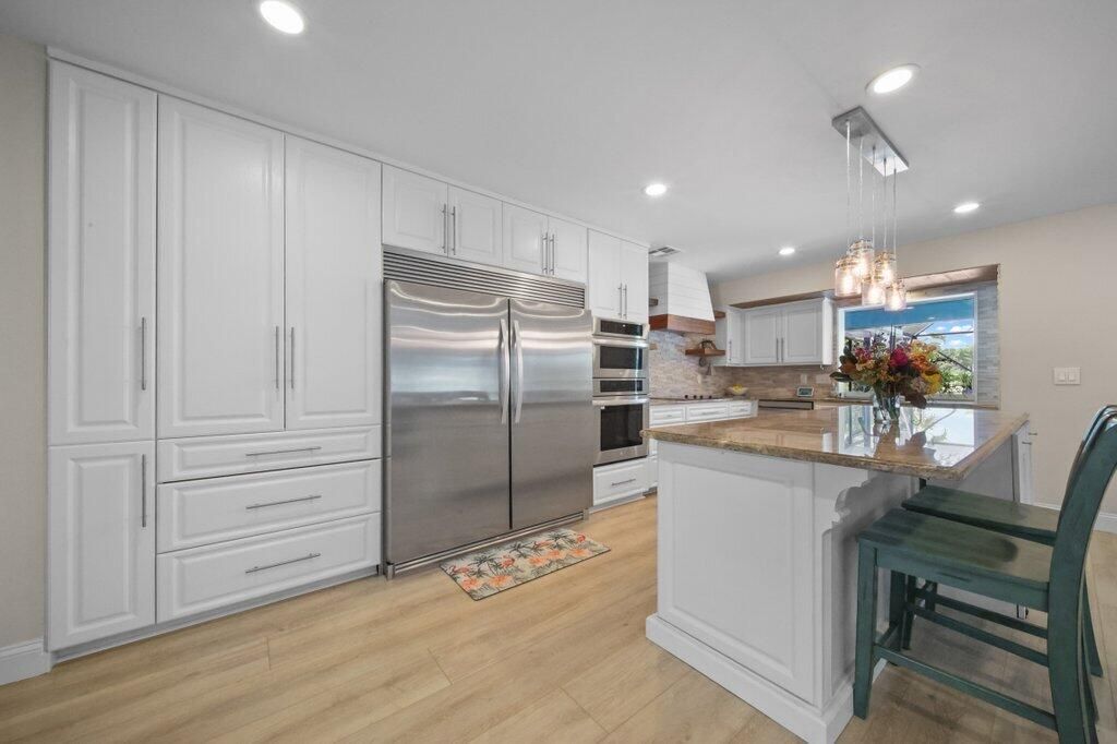 For Sale: $1,195,000 (4 beds, 3 baths, 3564 Square Feet)