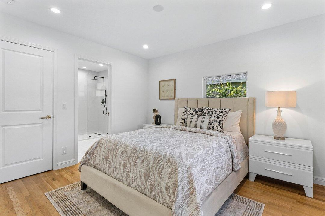 For Sale: $1,249,000 (3 beds, 2 baths, 1350 Square Feet)