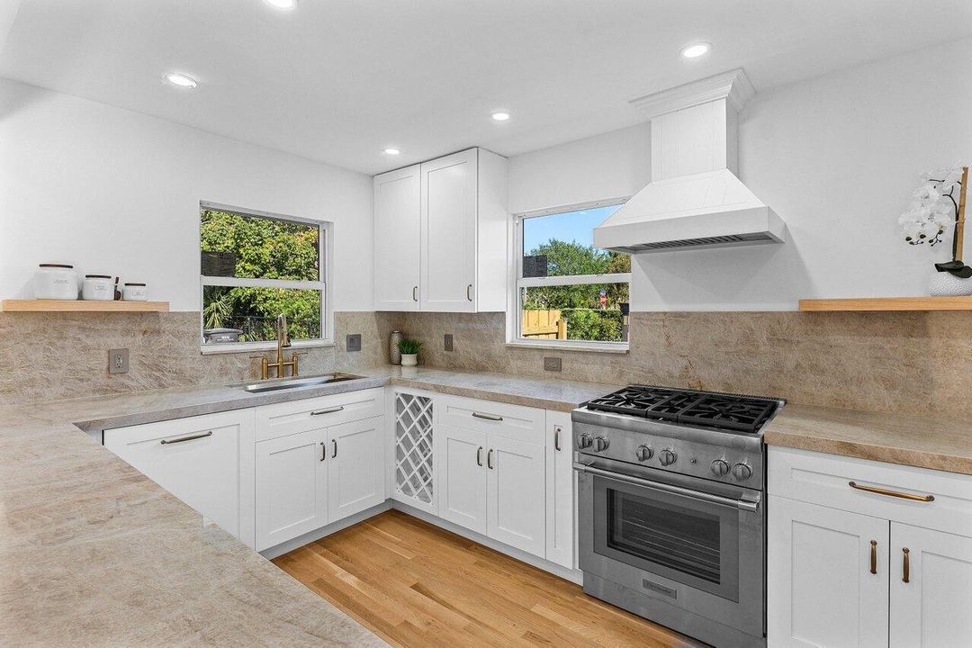 For Sale: $1,249,000 (3 beds, 2 baths, 1350 Square Feet)