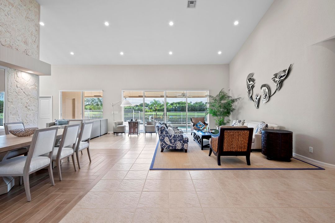 For Sale: $899,000 (3 beds, 3 baths, 2843 Square Feet)