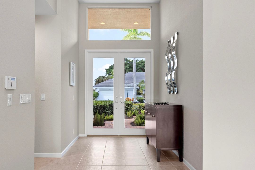 For Sale: $899,000 (3 beds, 3 baths, 2843 Square Feet)